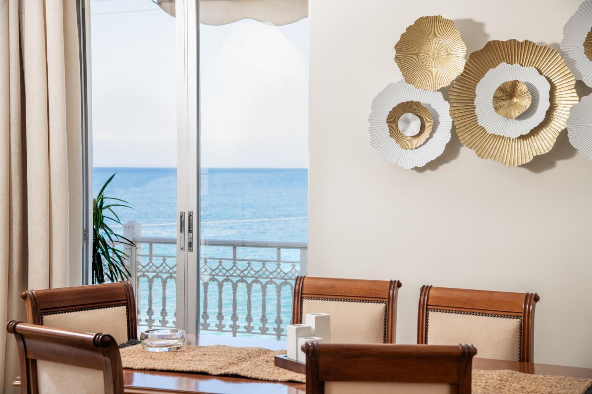Mare Nostrum Seafront Apartment, By Zantewize Екстериор снимка